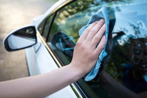 Mẹo đơn giản giúp xe luôn sáng bóng