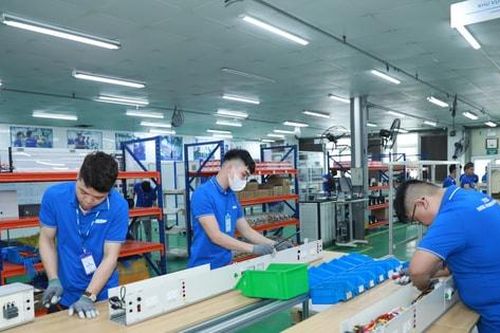 'Bức tranh' doanh nghiệp tăng gam màu ấm