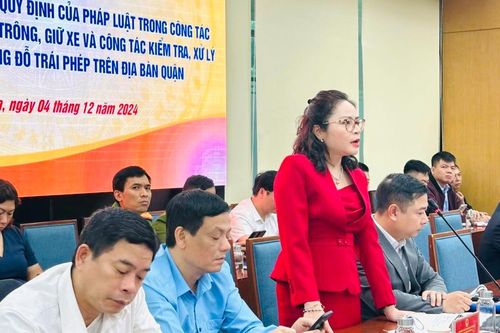 Quận Đống Đa tổ chức giải trình về quản lý, cấp phép điểm trông giữ xe