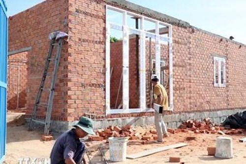 Chung tay xây dựng nông thôn mới, xóa nhà dột nát