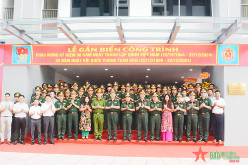 Tổng cục Kỹ thuật gắn biển công trình Nhà ở công vụ Long Bình - Đồng Nai