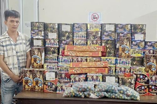 Buôn pháo lậu bị lộ