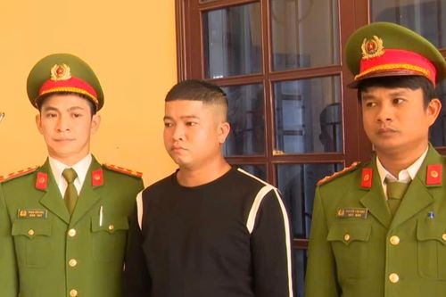 Côn đồ làng xộ khám
