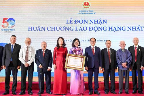 Ngoại giao kinh tế và câu chuyện 50 năm vươn mình cùng dân tộc