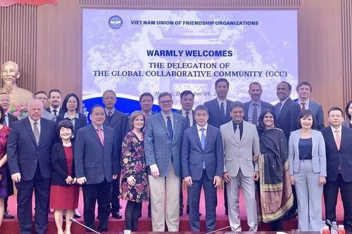 Đoàn mục sư Tin Lành quốc tế thăm và tìm hiểu về các mô hình sinh hoạt tôn giáo tại Việt Nam