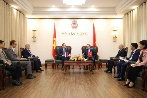 Tăng cường hơn nữa quan hệ hợp tác giữa Bộ Xây dựng với Đại sứ quán và các đối tác Nga