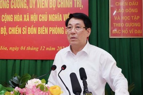 Chủ tịch nước Lương Cường: Thực hiện tốt phương châm '3 bám, 4 cùng'