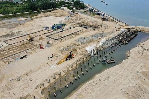 Hà Tĩnh: Dự án cảng cá 280 tỷ đồng sắp về đích