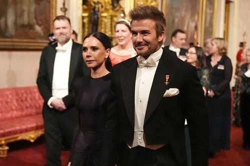 Vợ chồng David và Victoria Beckham tham dự quốc yến chào mừng Quốc vương Qatar