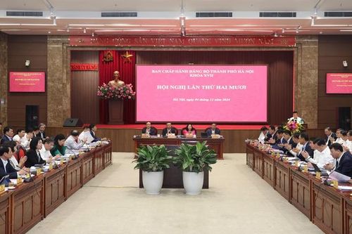 Hà Nội xem xét chương trình công tác năm 2025