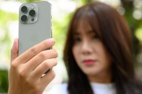 iPhone vẫn là bá chủ phân khúc smartphone cao cấp