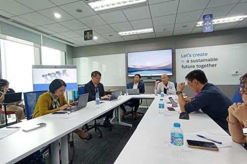 Năm 2025, doanh nghiệp bước vào cuộc đua AI mới