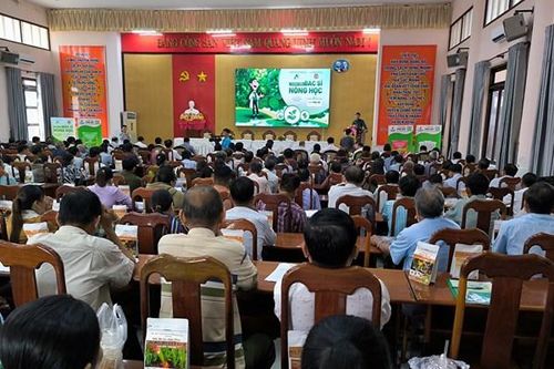 PVFCCo đồng hành thiết thực cùng nhà nông với chương trình 'Bác sĩ nông học'