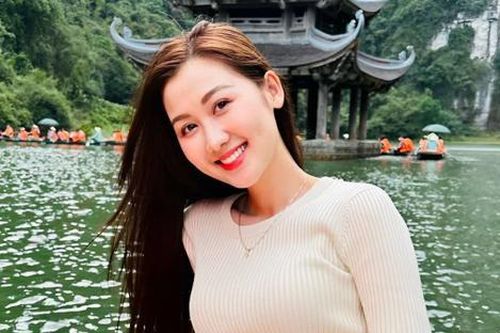 Quế Anh báo tin vui ở tuổi 23
