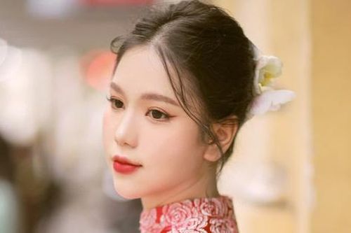 Giải Ba Giọng hát hay Hà Nội 2024 từng trầm cảm vì theo nghiệp hát