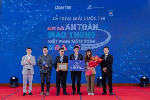 Toyota Việt Nam trao giải Chương trình Sáng kiến An toàn giao thông Việt Nam 2024