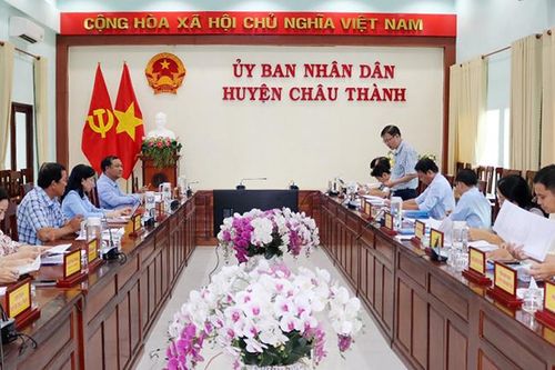 Họp Tổ đại biểu HĐND tỉnh (đơn vị số 4) huyện Châu Thành