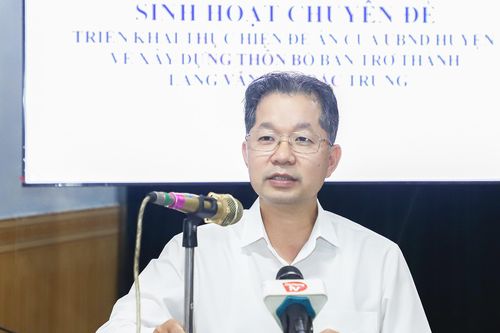 Bí thư Thành ủy Nguyễn Văn Quảng dự sinh hoạt chi bộ tại thôn Bồ Bản, xã Hòa Phong