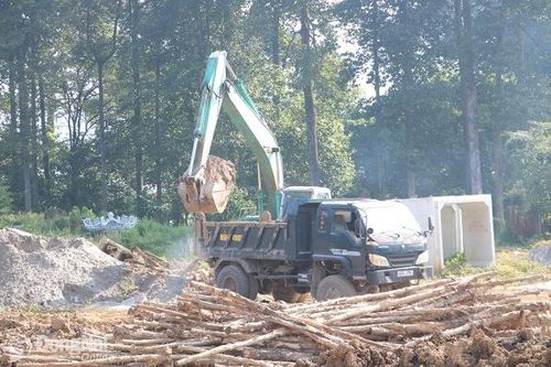 Sớm gỡ vướng để thúc tiến độ các dự án trọng điểm