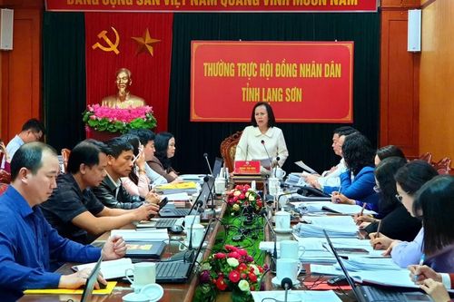 Thường trực HĐND tỉnh họp phiên thường kỳ tháng 12