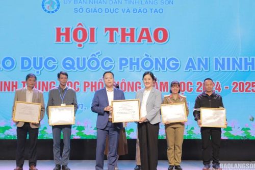 Bế mạc hội thao giáo dục quốc phòng và an ninh học sinh THPT cấp tỉnh