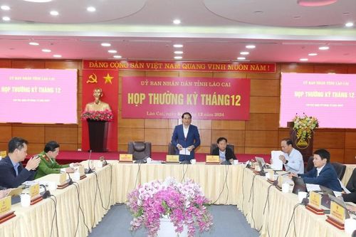 Tiếp tục tạo thuận lợi, hỗ trợ doanh nghiệp, cải cách hành chính phục vụ Nhân dân
