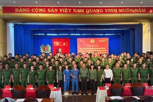 Tập huấn công tác phối hợp bảo vệ môi trường, ứng phó với biển đổi khí hậu