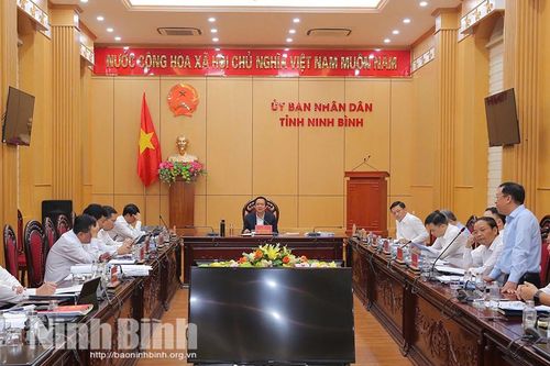 Đẩy nhanh tiến độ hoàn thiện thủ tục đầu tư để triển khai khởi công các dự án cao tốc