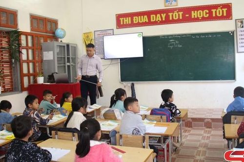 Quỳnh Nhai kiên cố hóa trường lớp