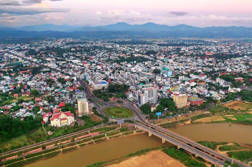 Kon Tum: Tập trung huy động nguồn lực để phát triển kết cấu hạ tầng