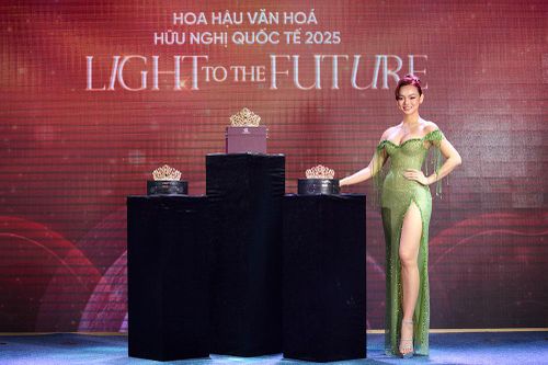 Nước rút tìm ra chủ nhân vương miện 'Hoa hậu Văn hóa hữu nghị quốc tế 2025'