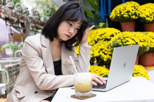 Lập nhóm 'Quyết tâm nghỉ việc' nhưng vẫn ở lại công ty sau 2 năm