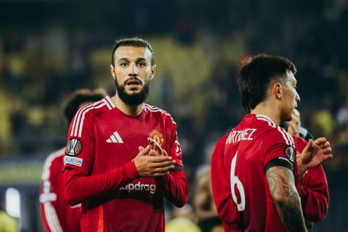 Chuyện gì đang xảy ra ở Premier League?