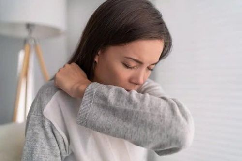 Cách chữa ho khan khi trời lạnh