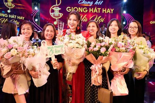Ca sĩ vượt qua mặc cảm nhờ thi Giọng hát hay Hà Nội 2024