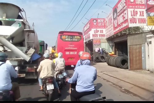 TP Hồ Chí Minh tăng cường kiểm tra xe dừng đỗ không đúng quy định