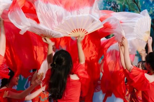Đề xuất thu 800.000 đồng/học sinh tập văn nghệ: Ban phụ huynh thu sai quy định