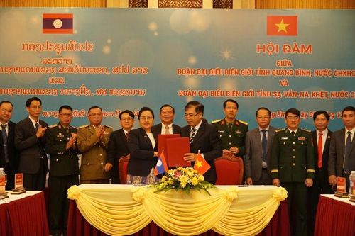 Quảng Bình và Savannakhet (Lào) tăng cường hợp tác bảo vệ vùng biên giới