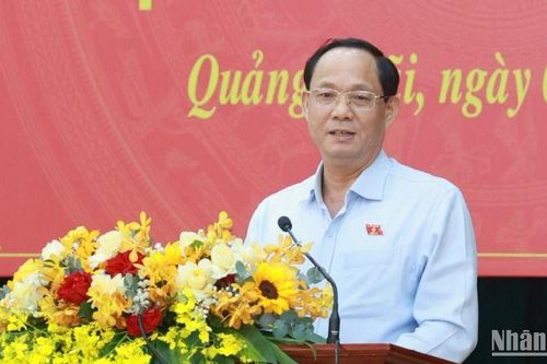 Phó Chủ tịch Quốc hội Trần Quang Phương tiếp xúc cử tri tại Quảng Ngãi