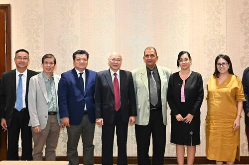 Trưởng Ban Tuyên giáo Thành ủy TPHCM tiếp đoàn lãnh đạo Báo Granma, Cuba