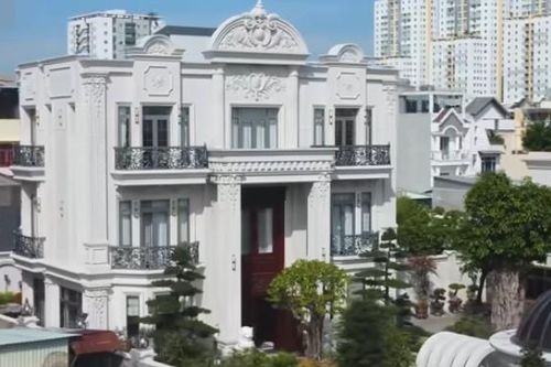 Choáng ngợp 'biệt phủ' 4.000m2 như công viên thu nhỏ giữa Sài Sòn