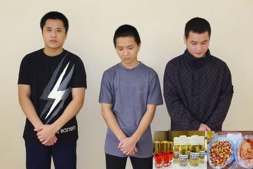Hà Nam: Bắt 3 kẻ lừa đảo bán 'bùa yêu' trên mạng xã hội
