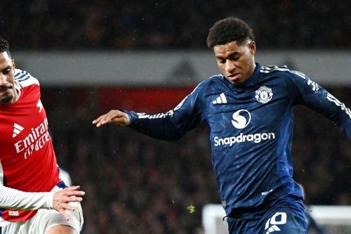 Một cầu thủ MU bị chỉ trích dữ dội sau trận thua Arsenal