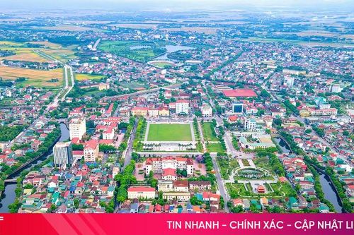 Thành Sen bát cảnh...