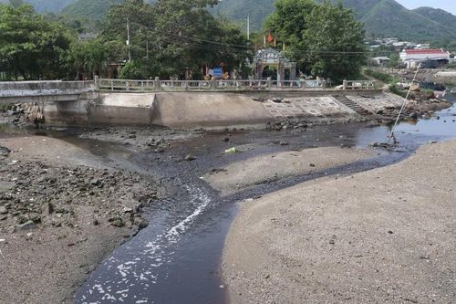 Khánh Hòa: Tìm phương án tối ưu xử lý triệt để nước rỉ từ bãi rác Rù Rì