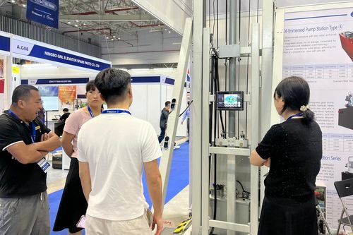 Nhiều tiềm năng phát triển thị trường thang máy tại Việt Nam