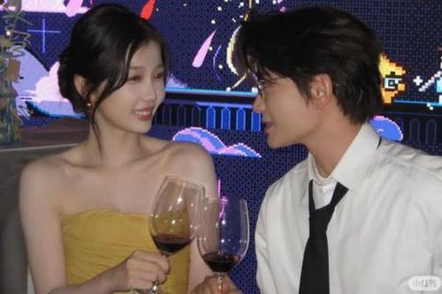 Ngu Thư Hân và Đinh Vũ Hề công khai hẹn hò sau thành công của Vĩnh Dạ Tinh Hà