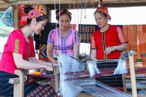 Con Cuông, Nghệ An: Giữ gìn bản sắc văn hóa dân tộc gắn liền với phát triển du lịch