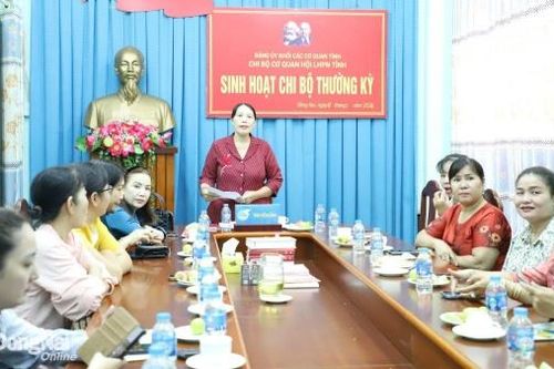 Chia sẻ kinh nghiệm kết nối, hỗ trợ phụ nữ khởi nghiệp