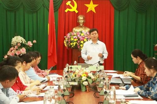 Thống nhất sử dụng tên gọi 'Nhà Đại đoàn kết' trong xây dựng nhà kiên cố cho hộ nghèo